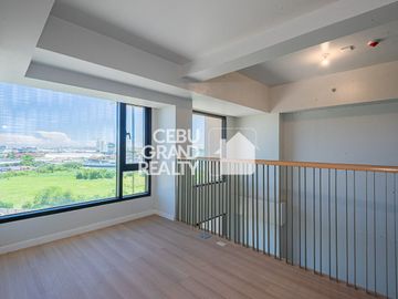 Modern Loft Unit with Panoramic Sea Views at Mandani Bay