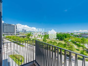 Modern Loft Unit with Panoramic Sea Views at Mandani Bay