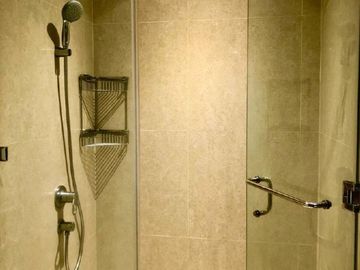 FOR SALE 1 BEDROOM UNIT IN SHANG SALCEDO