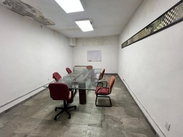 Edificio Corporativo en Venta en el Centro de Monterrey | 986.84 m² de Terreno | Alto Potencial de Desarrollo e Inversión