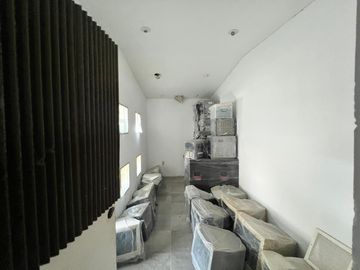 Edificio Corporativo en Venta en el Centro de Monterrey | 986.84 m² de Terreno | Alto Potencial de Desarrollo e Inversión