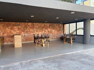 Loma Dorada Penthouse de Dos Niveles con Vista Panorámica | Querétaro VM3409