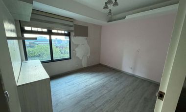 FOR SALE: Spacious 3BR Unit at Magnolia Residences, New Manila, Quezon City