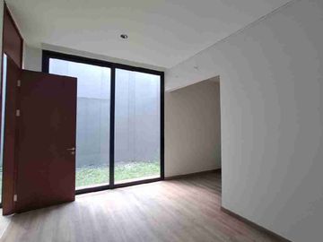 Dijual cepat rumah baru belum pernah huni di Nava Park-Bsd City