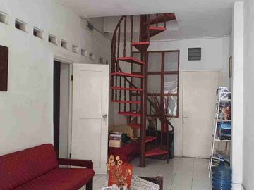 Jual Rumah 3 Lantai, Kebayoran Baru, Jaksel. dekat SCBD
