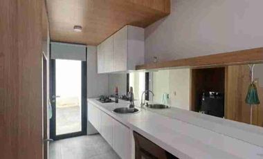 DIJUAL RUMAH FLEEKHAUZ BSD CITY FURNISHED