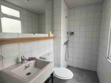 DIJUAL RUMAH FLEEKHAUZ BSD CITY FURNISHED