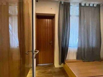 DIJUAL RUMAH FLEEKHAUZ BSD CITY FURNISHED