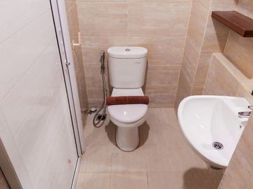 Dijual Apartment Springwood Residence, Alam Sutera, Lb.26m2, Type Studio, Full Furnished, Harga : 340 Juta
