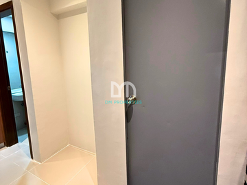 For Lease/Rent: 3-Storey Commercial Unit in 68 Roces, Quezon City