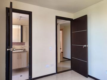 ALQUILO EXCELENTE APARTAMENTO AL SUR DE CALI EN LA HACIENDA