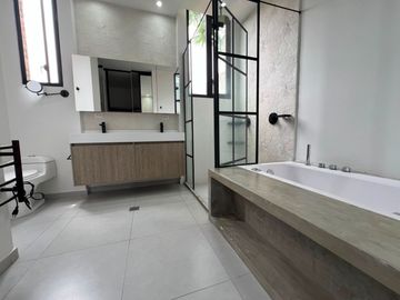 Apartamento AMOBLADO en Arriendo en Vizcaya, El Poblado