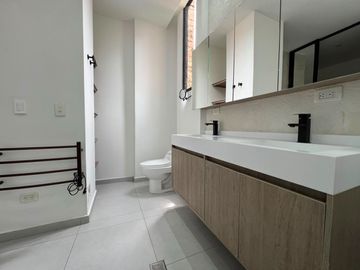 Apartamento AMOBLADO en Arriendo en Vizcaya, El Poblado