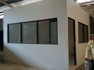 Disewakan Gudang Siap Pakai Ada Ruang Kantor di Batu Ceper Tangerang
