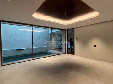 Rumah di Kemang Jakarta Selatan. Brand New dan SHM