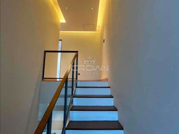 Rumah di Kemang Jakarta Selatan. Brand New dan SHM