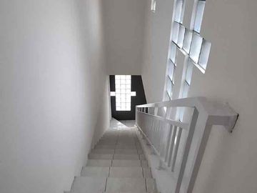 dijual ruko full renovasi di Cibubur country