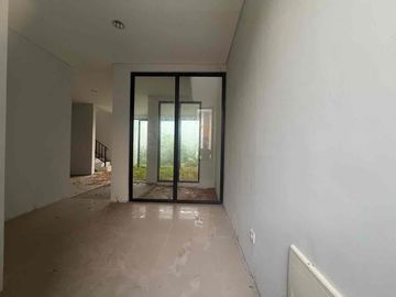Dijual Rumah di Perumahan Garden Sawangan Kota Depok, 120m, All In!