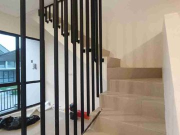 di jual dikontrakan rumah di Sentu city rumah baru dengan view gunung