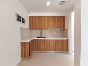 14M- FOR SALE 3 STOREY TOWNHOUSE w/ 3 BEDROOMS, LOCATED IN PROJECT 4 QUEZON CITY