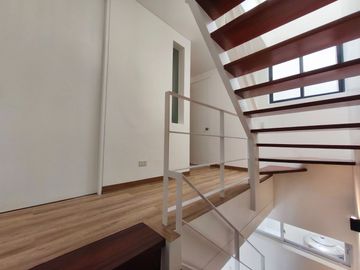 14M- FOR SALE 3 STOREY TOWNHOUSE w/ 3 BEDROOMS, LOCATED IN PROJECT 4 QUEZON CITY