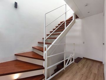 14M- FOR SALE 3 STOREY TOWNHOUSE w/ 3 BEDROOMS, LOCATED IN PROJECT 4 QUEZON CITY