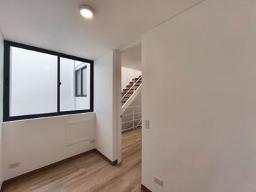 14M- FOR SALE 3 STOREY TOWNHOUSE w/ 3 BEDROOMS, LOCATED IN PROJECT 4 QUEZON CITY