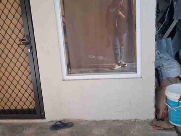 Dijual rumah 3 lantai,  dijl. mini 1 bambu apus jakarta timur