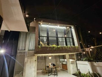 FOR SALE: 6-Bedroom Villa in Villa Pura Tagaytay, Tagaytay City, Cavite