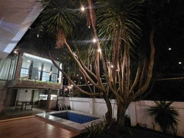 FOR SALE: 6-Bedroom Villa in Villa Pura Tagaytay, Tagaytay City, Cavite