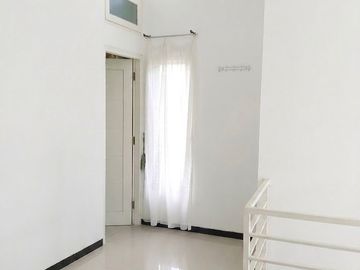 Rumah Minimalis Modern 2 Lantai di Mutiara Garden Residence Singopuran Kartasura Sukoharjo