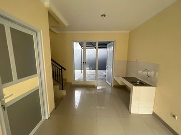 Disewakan Rumah di Riviera Barat Gading Serpong