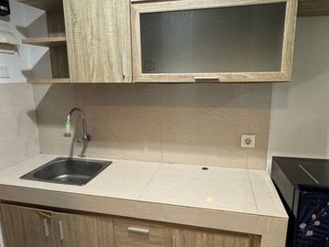 Dijual BU! Apartemen Springwood Full Furnish Tangerang