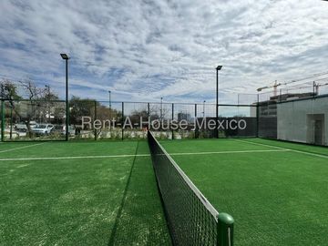 Renta Loft en Distrito Sophia Juríca, 1 recámara, 1 estac, Bussines center, Gimansio, Alberca, Padel, Spa, Estaciones de carga autos eléctricos
