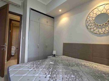 Disewakan Unit Apartemen Taman Anggrek Tipe Kondominium Kondisi Furnished Tipe 3 br dan Lokasi Strategis