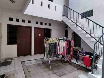KOS2AN KUTISARI 2LT KMR BYK BUTUH CEPAT LAKU DKT PETRA SIWALANKERTO