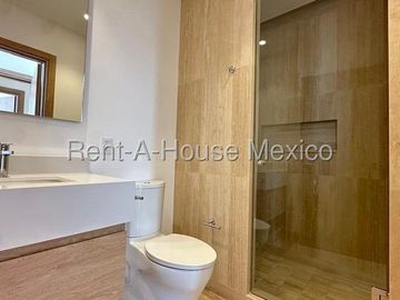 Departamento en Renta en  Bosques de las Palmas, Naucalpan de Juárez