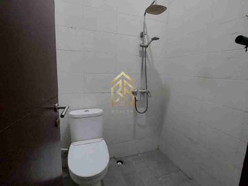 rumah 1.5lantai lokasi strategis di puri dago mas antapani bandung