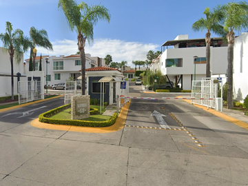 CASA EN REMATE REAL DE VALDEPENAS ZAPOPAN