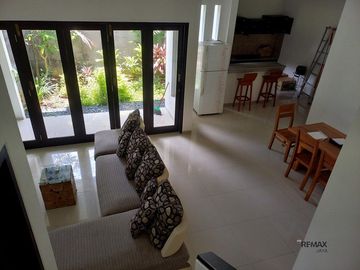 Villa 3 Kamar Tidur Siap Huni Disewakan di Kerobokan, Kuta