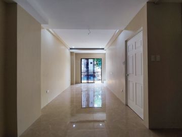 3 Bedroom Townhouse in Santa Ana Manila For Sale with Elderly Room near OB Montessori, St. Framcis School SD