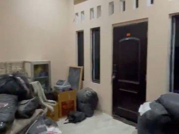 Ruko Ramai 3 gandeng 2 lantai di Pancoran Mas Depok