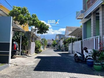 DIJUAL Rumah Hook Minimalis Dg View Pegunungan Siap Huni Lingkungan Bebas Banjir  Dekat Pusat Perbelanjaan dan Kuliner di Perum Tanjung Priok