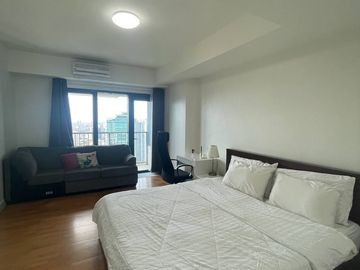 FOR RENT | 2- Bedroom Loft 49th floor One Rockwell West