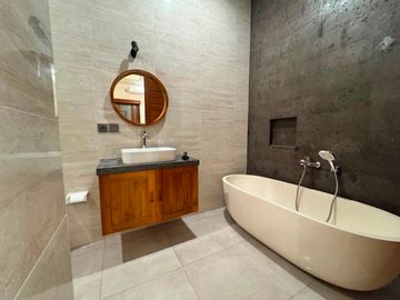 DIJUAL VILLA MINIMALIS MODERN DI KEMENUH, UBUD BALI