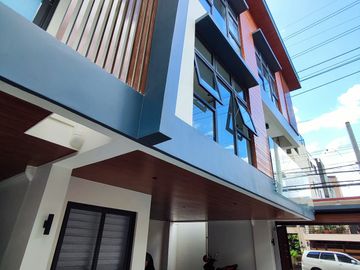 Cubao Semi Furnished Townhouse For Sale with 3 Bedrooms and 2 Car Garage near P. Tuason, Bonny Serrano Quezon City SD