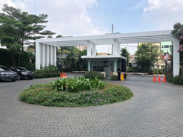 Dijual Veranda Residence Puri Indah Lantai Rendah