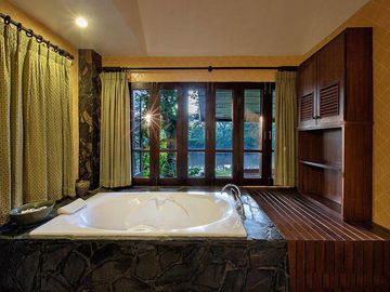 🌅🏞️ Riverside Resort for Sale / Rent | Baan Nam Ping Riverside Village | Chiang Mai | Exceptional Investment Opportunity
