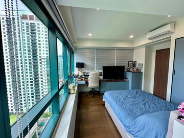 Edades Tower 3-Bedroom Loft Unit for Sale, Rockwell Makati City