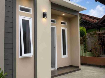 Rumah akses mobil tdk ada garasi di Graha raya ose segar pondok jagung